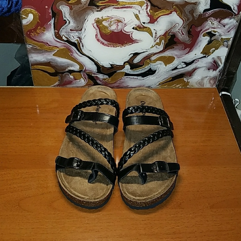 Braided Criss-Cross Strappy Sandal